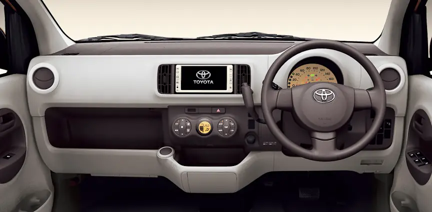 Toyota Passo Interior