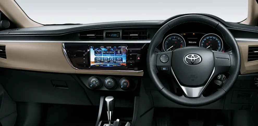 Corolla-Altis-Grande-Interior