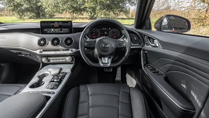 Kia-Stinger-Dashboard-Interior